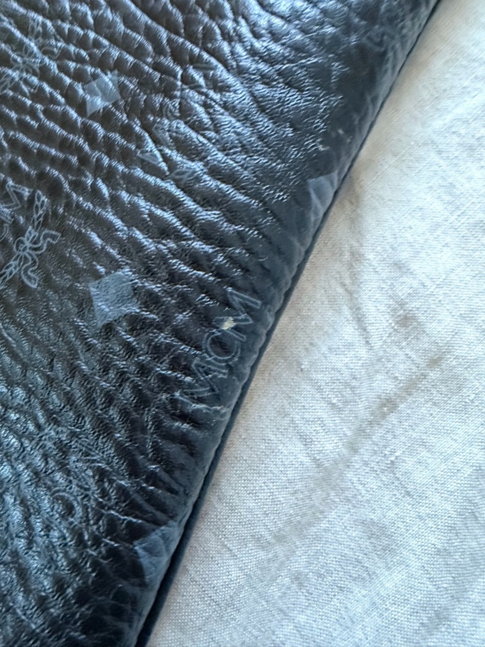 MCM Black Leather Shoulder Bag with Subtle Monogram - Picture 5 of 16
